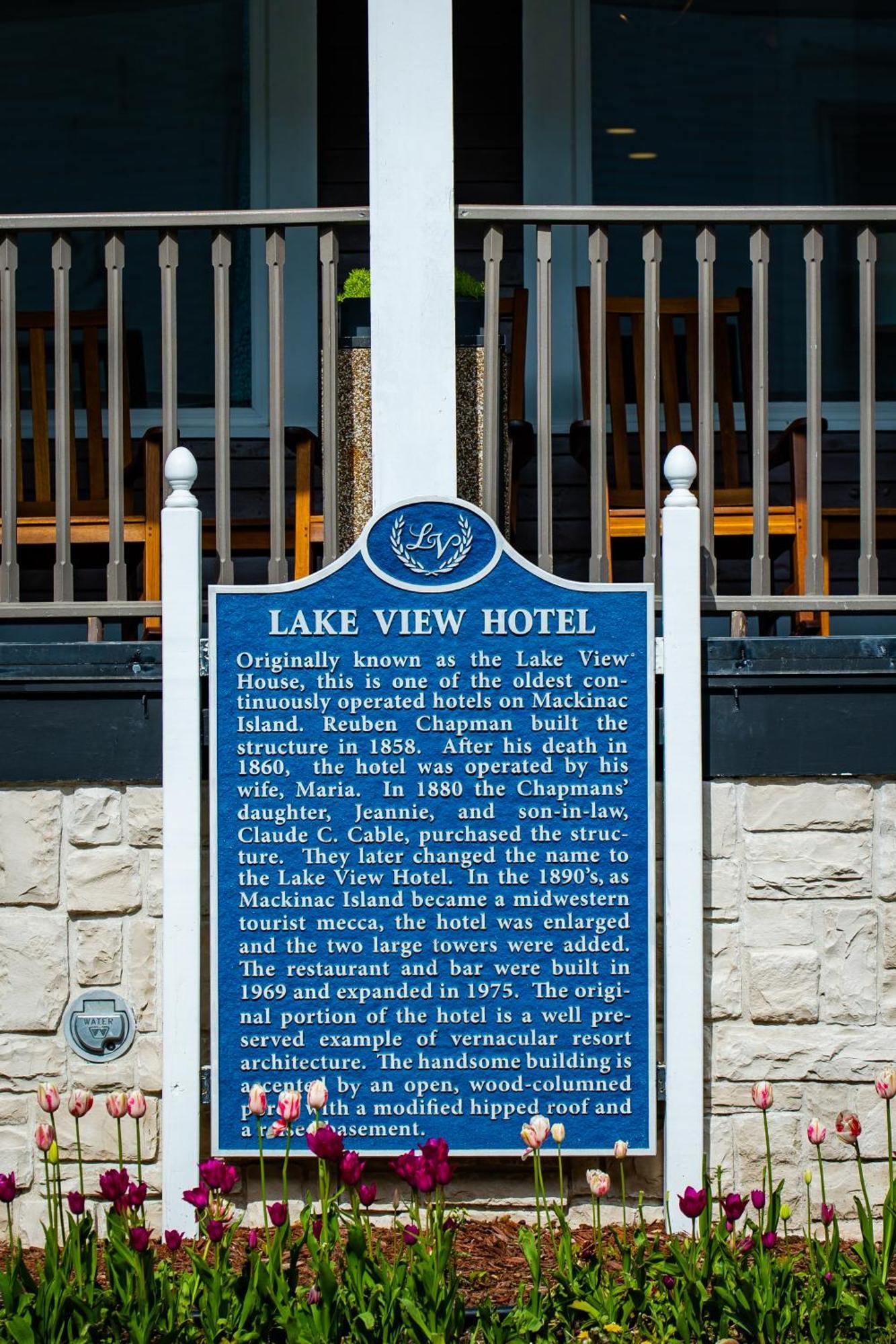 מקינק איילנד Lake View Hotel מראה חיצוני תמונה