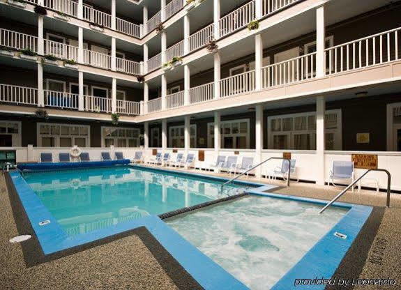 מקינק איילנד Lake View Hotel מראה חיצוני תמונה